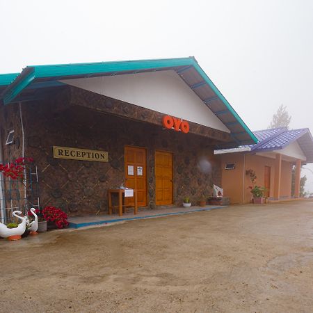 Oyo 90043 Jasni Rijan Resort Ranau Exterior foto